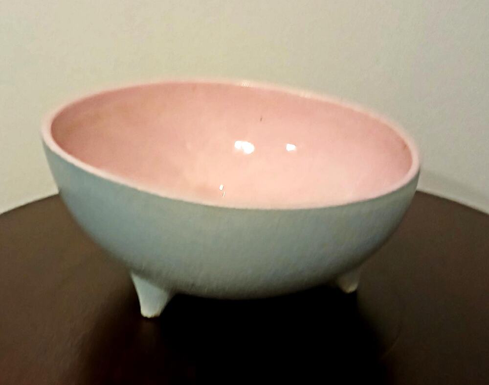 Vintage MCM Kenwood Ovenware Pink Footed Ceramic Bowl USA